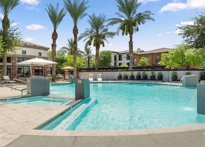 Apartment Cozysuites By The Stadium With Pool 10 Glendale